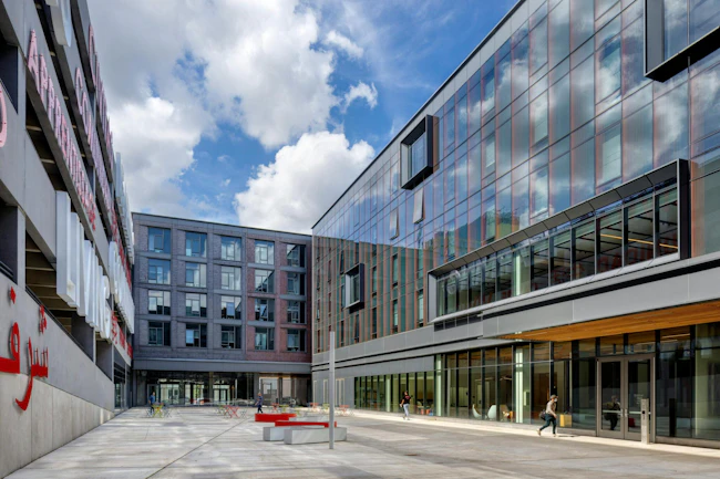 The Honors Living Learning Community wraps around an interior courtyard, where each section houses a different student group. Photo &copy; Andrew Rugge