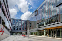 The Honors Living Learning Community wraps around an interior courtyard, where each section houses a different student group. Photo © Andrew Rugge