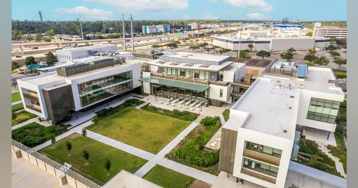 The future of water: Innovative approaches to water management in civil engineering